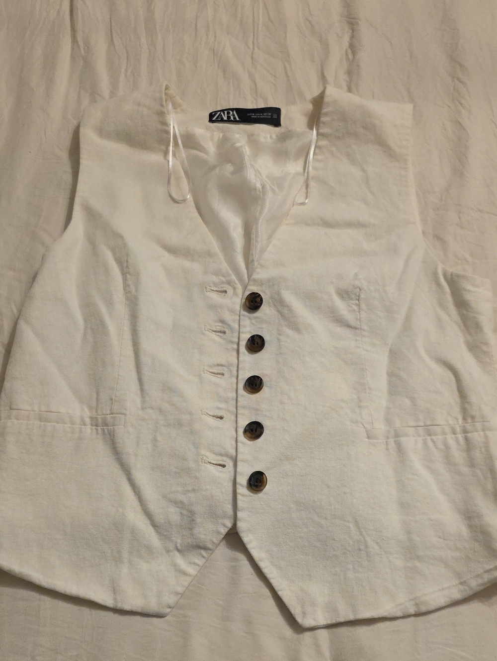 Zara Off-White Buttoned V-Neck Vest